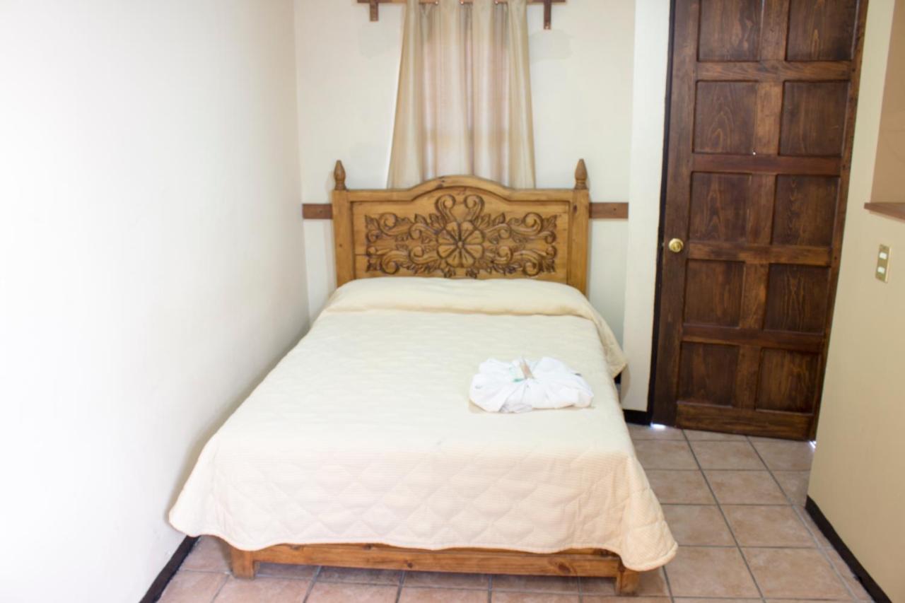 Villas Hotel Cholula Exterior photo